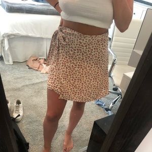American Eagle Floral Skirt